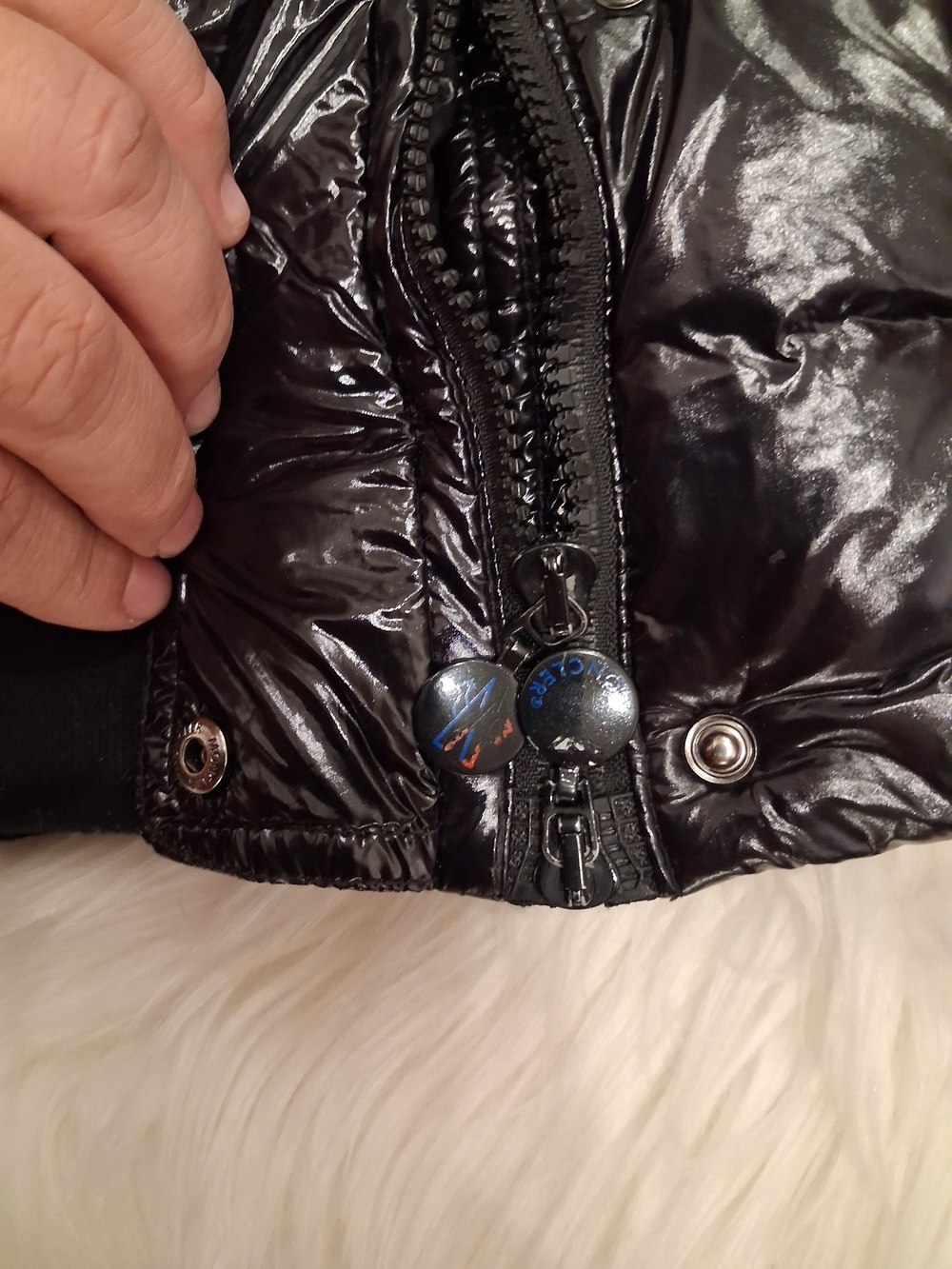 Moncler Puffer Jacket - Picture 6 of 17